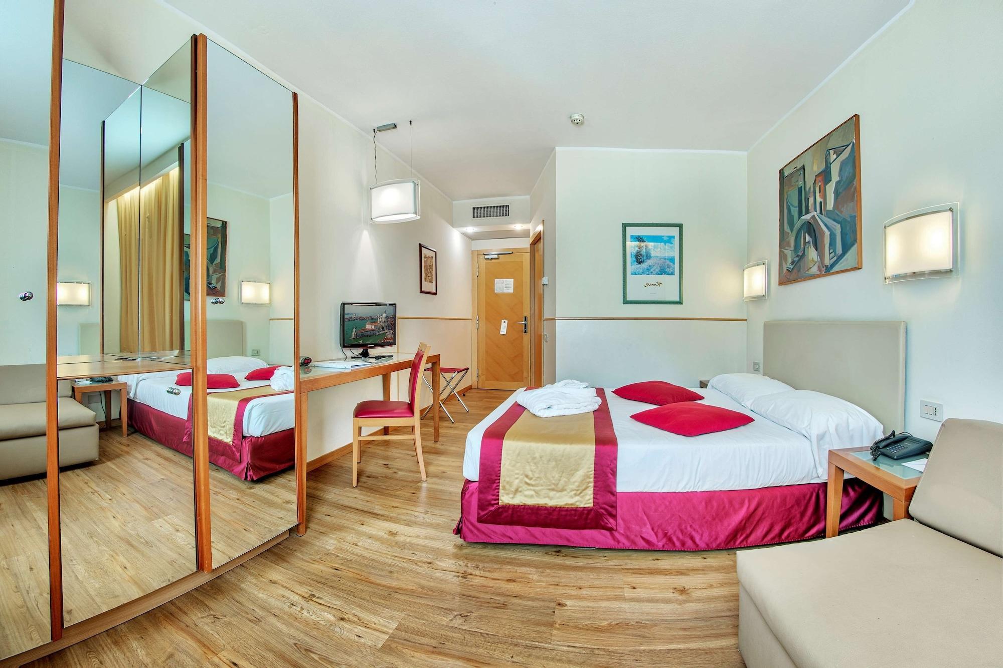 Western Airvenice 3*